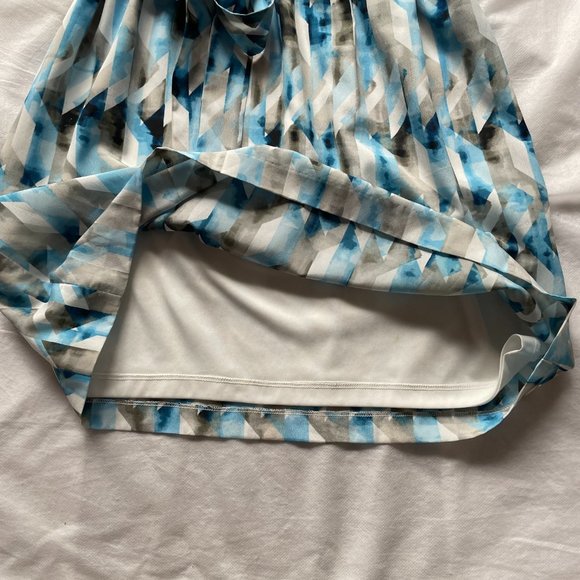 Guess Blue and White Geometric Belted Dress, Size 6 - Picture 8 of 10